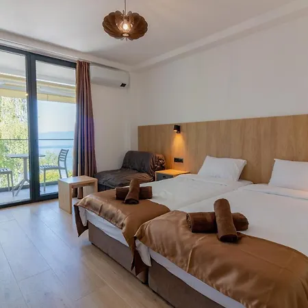 Lago Hotel Hotel Łagadin