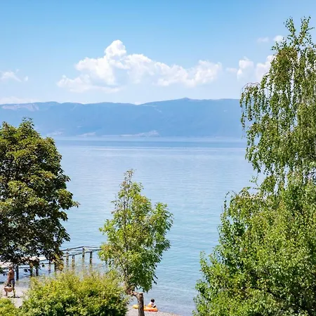 호텔 Lago Hotel 라가딘