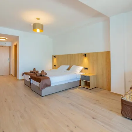 호텔 Lago Hotel