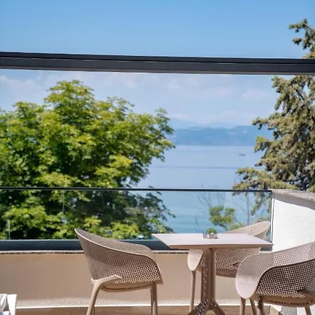 Lago Hotel Lagadin